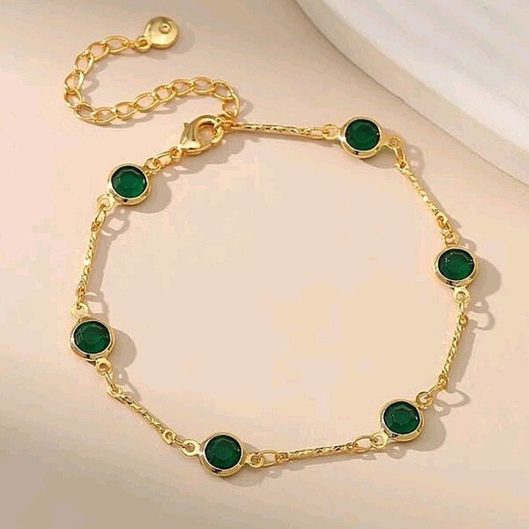 Emerald Green Gold Plated Choker Matching Bracelet Set - Picture 5 of 9